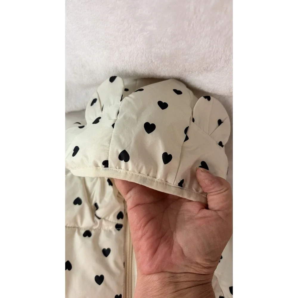 Old Navy Baby Heart Print Puffer Snowsuit Hooded White 12-18 M Water Resistant
